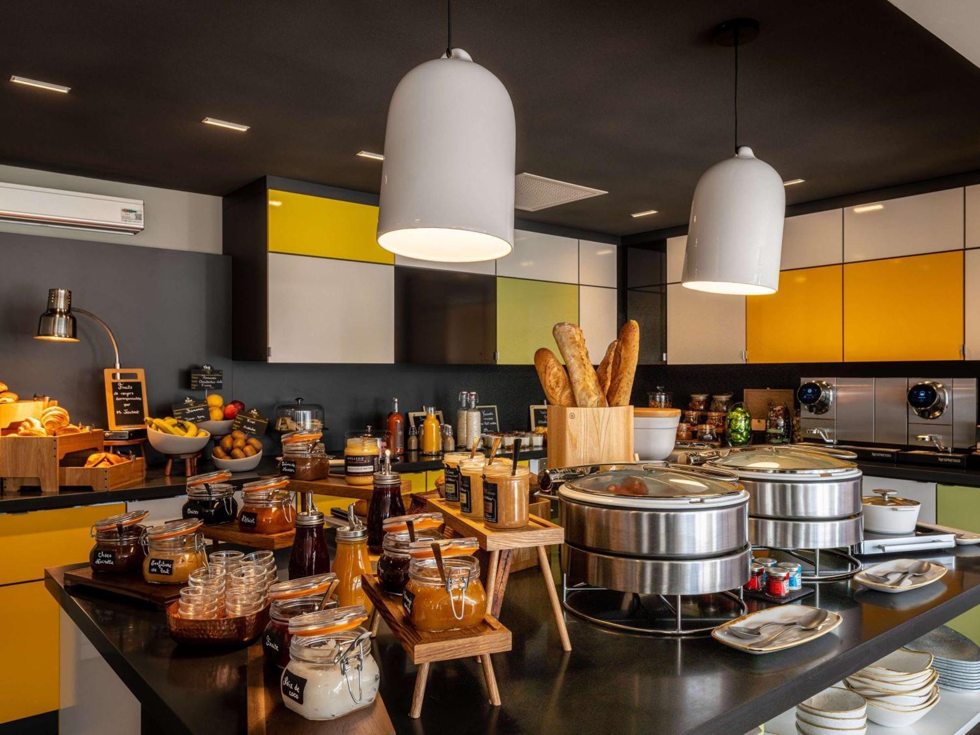 Mercure Valence Βαλένς Εξωτερικό φωτογραφία
